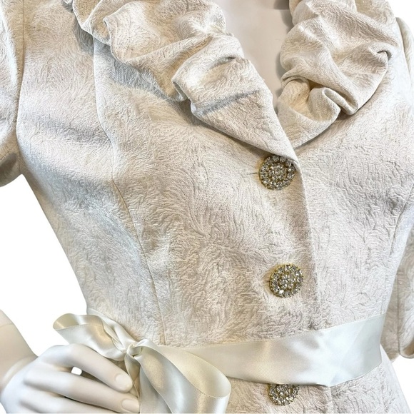 Victor Costa Jacket Skirt 2 Pc Set MOB Church Suit Cream-Ivory Shimmer Size 8 - Picture 4 of 11